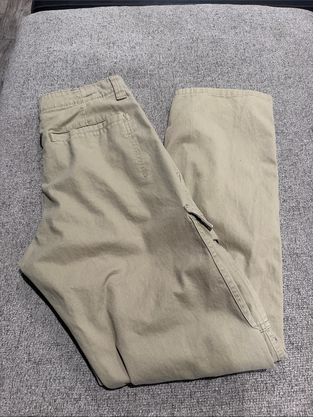 Wrangler Men's Cargo Pants in Light Khaki